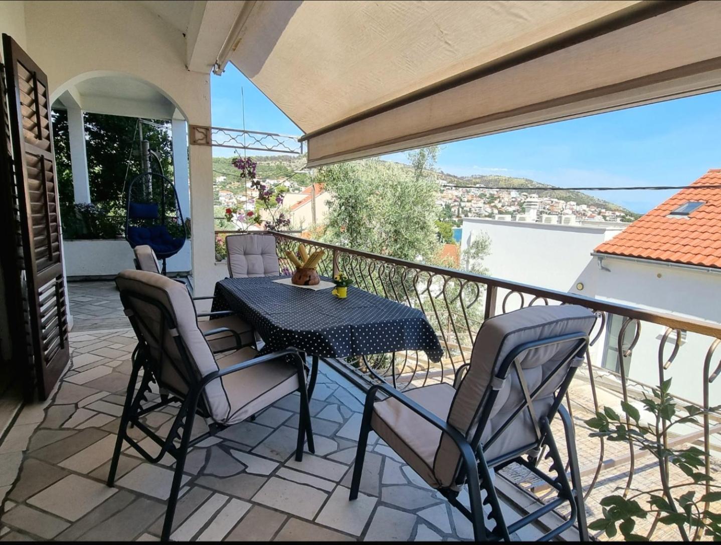 villa green Trogir Exteriör bild